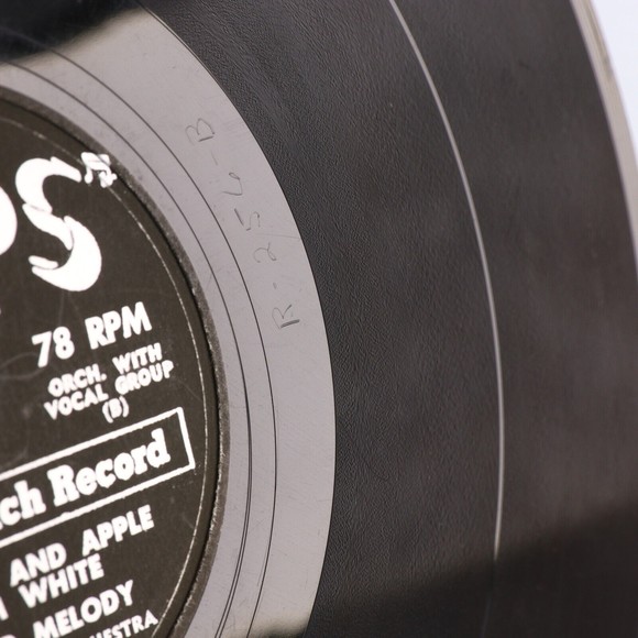 Gayle Lark/Nat Charles Two Hearts (Two Kisses)/Cherry Pink 78 rpm Record R256-49 - Picture 9 of 12